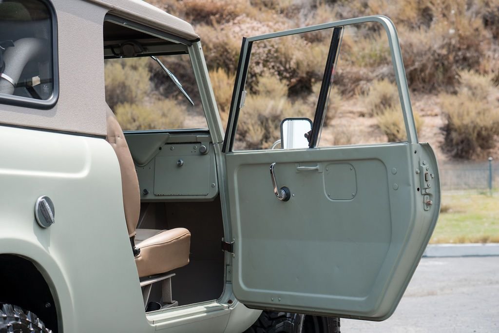 1963-international-scout-model-80-4x4-for-sale-laguna-beach-59
