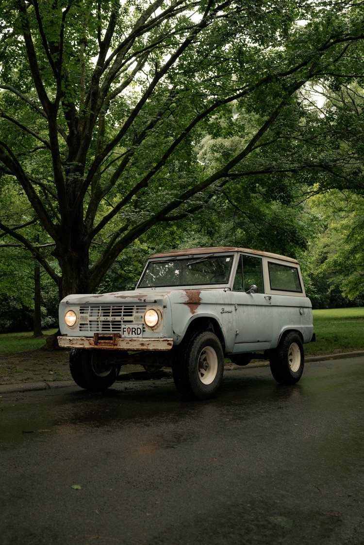 1966-ford-bronco-patina-for-sale-01