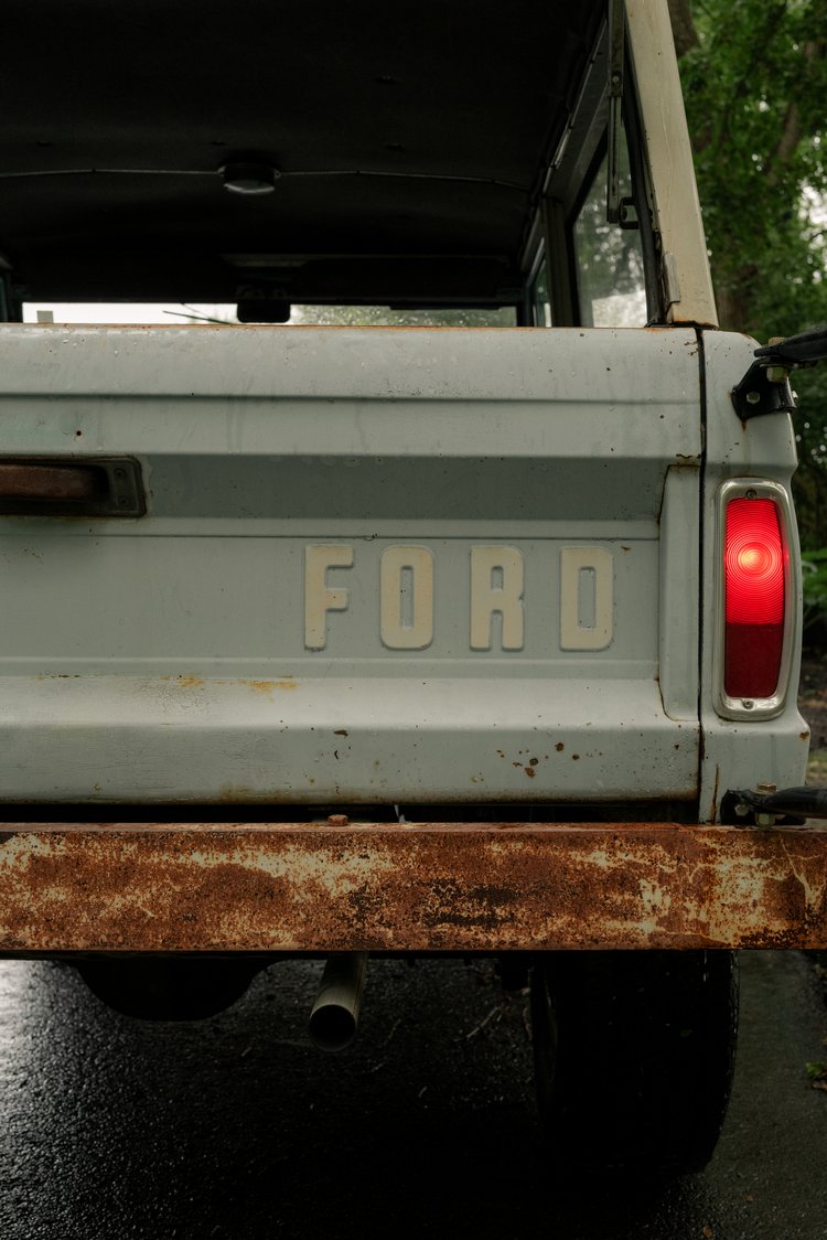 1966-ford-bronco-patina-for-sale-05