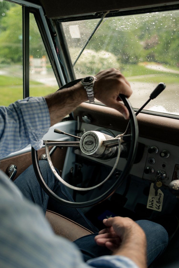 1966-ford-bronco-patina-for-sale-10