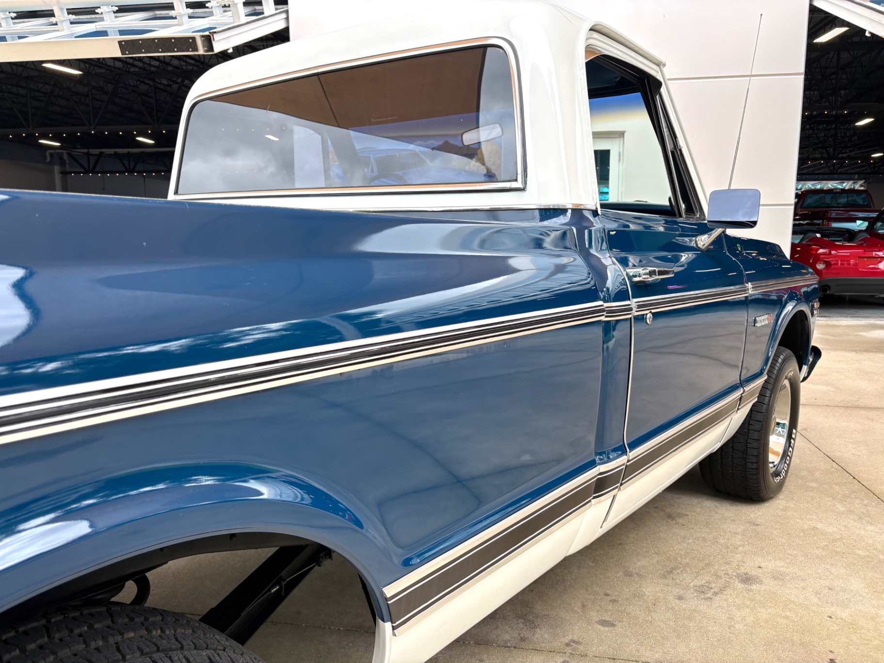 1969-chevrolet-c10-cheyenne-1