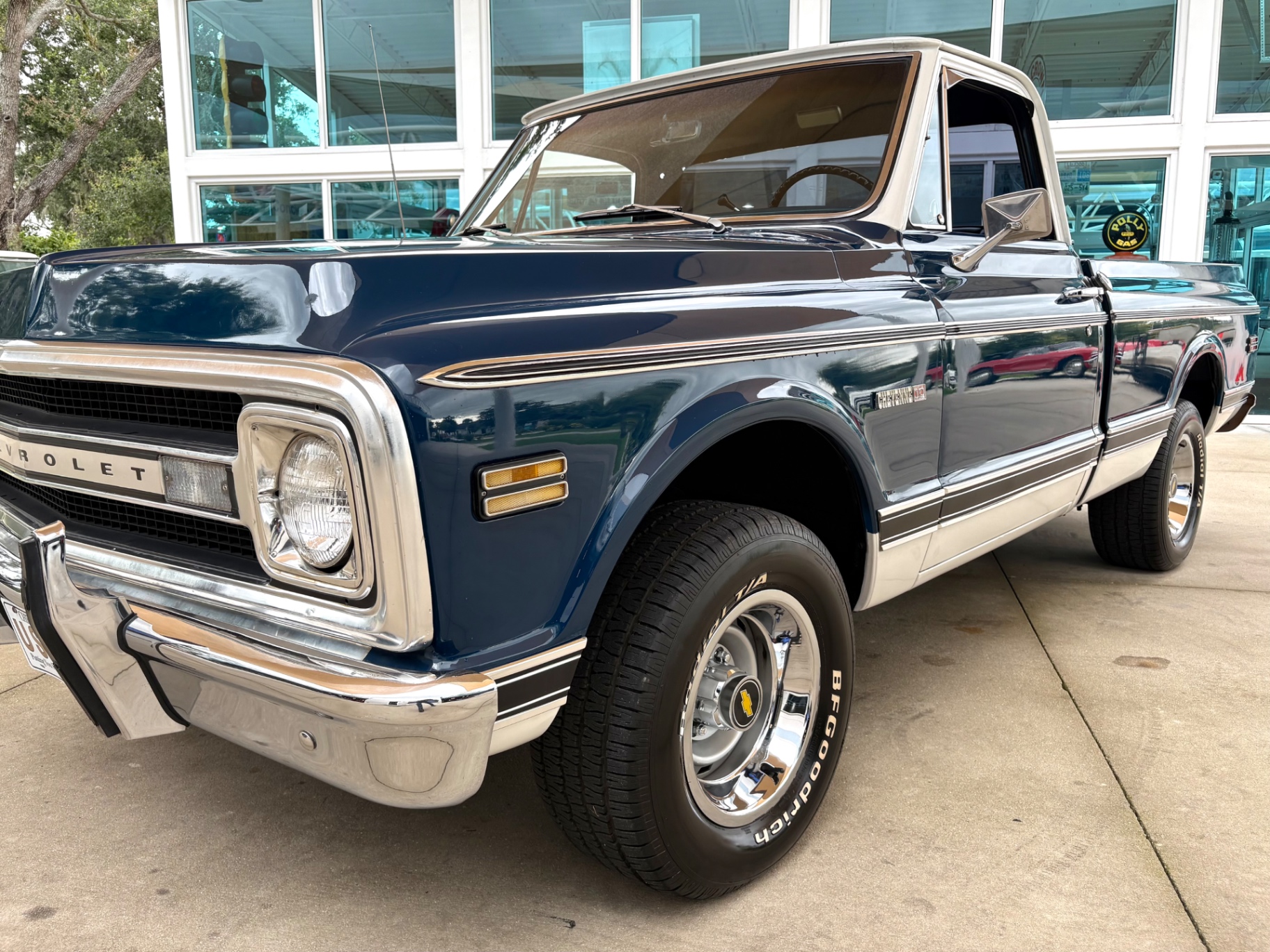 1969-chevrolet-c10-cheyenne-12