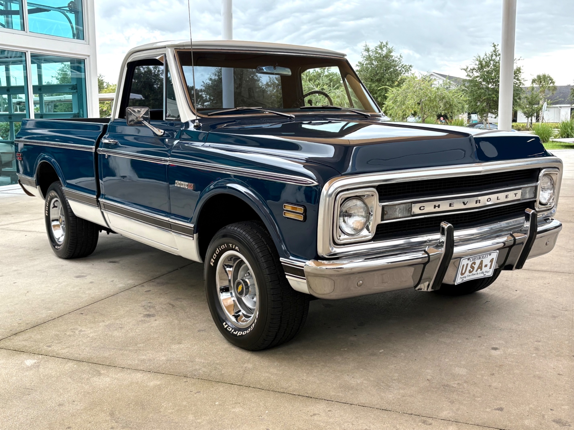1969-chevrolet-c10-cheyenne-27