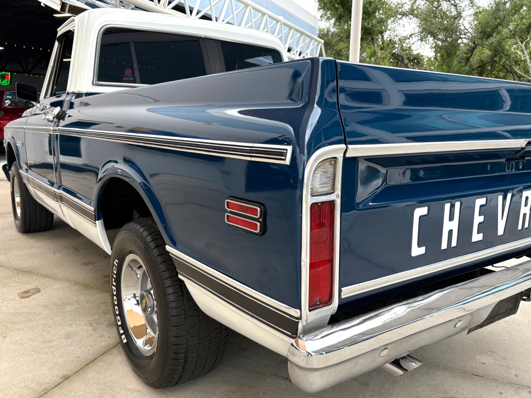 1969-chevrolet-c10-cheyenne-34