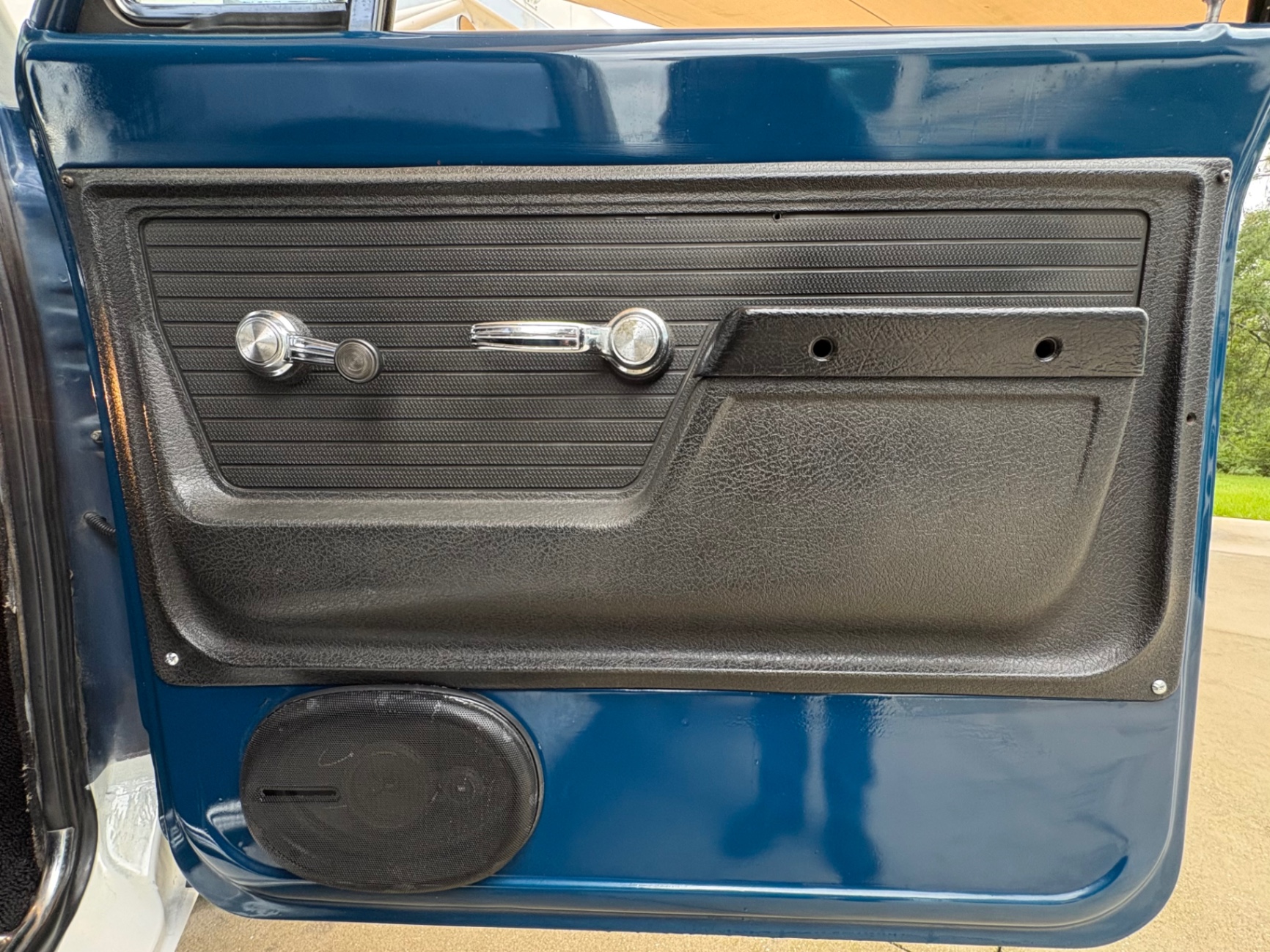 1969-chevrolet-c10-cheyenne-46