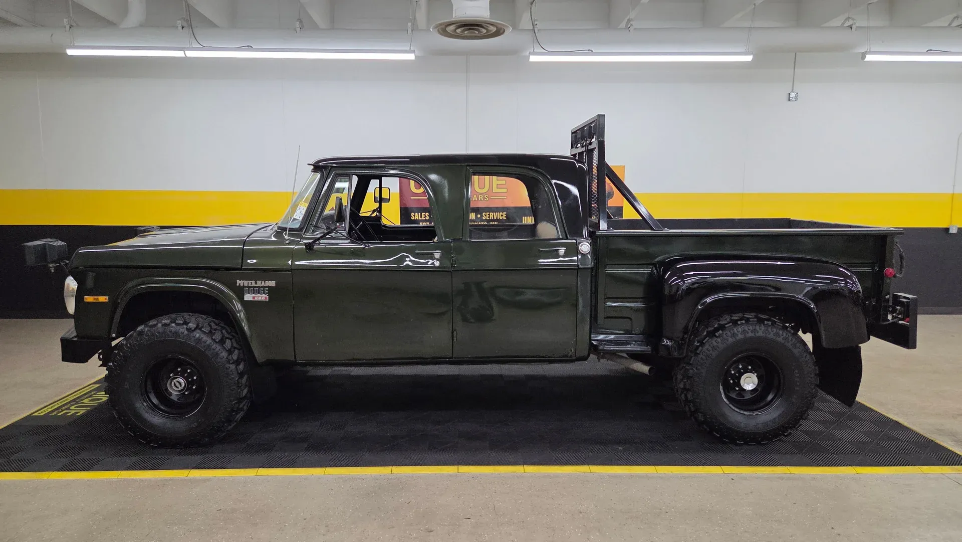 1970-dodge-power-wagon-w200 (117)