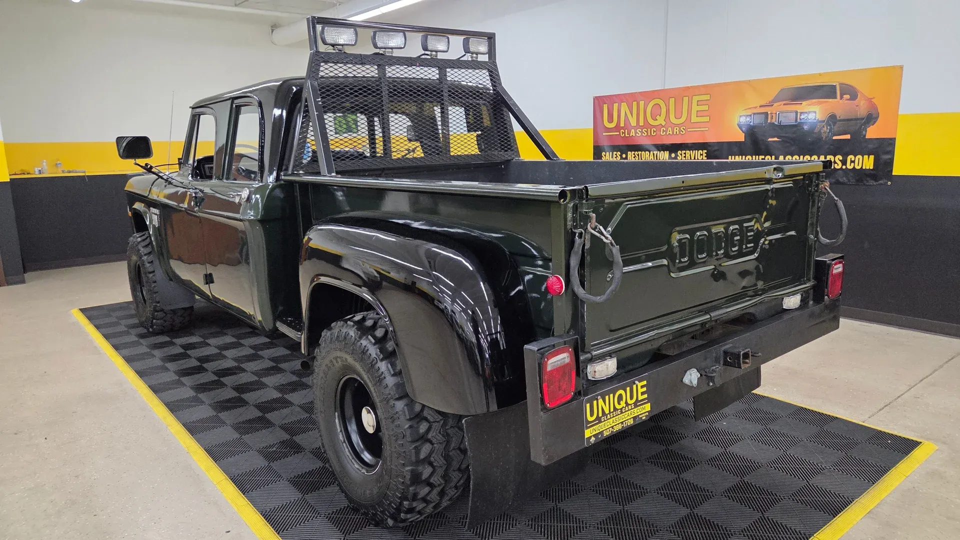 1970-dodge-power-wagon-w200 (118)