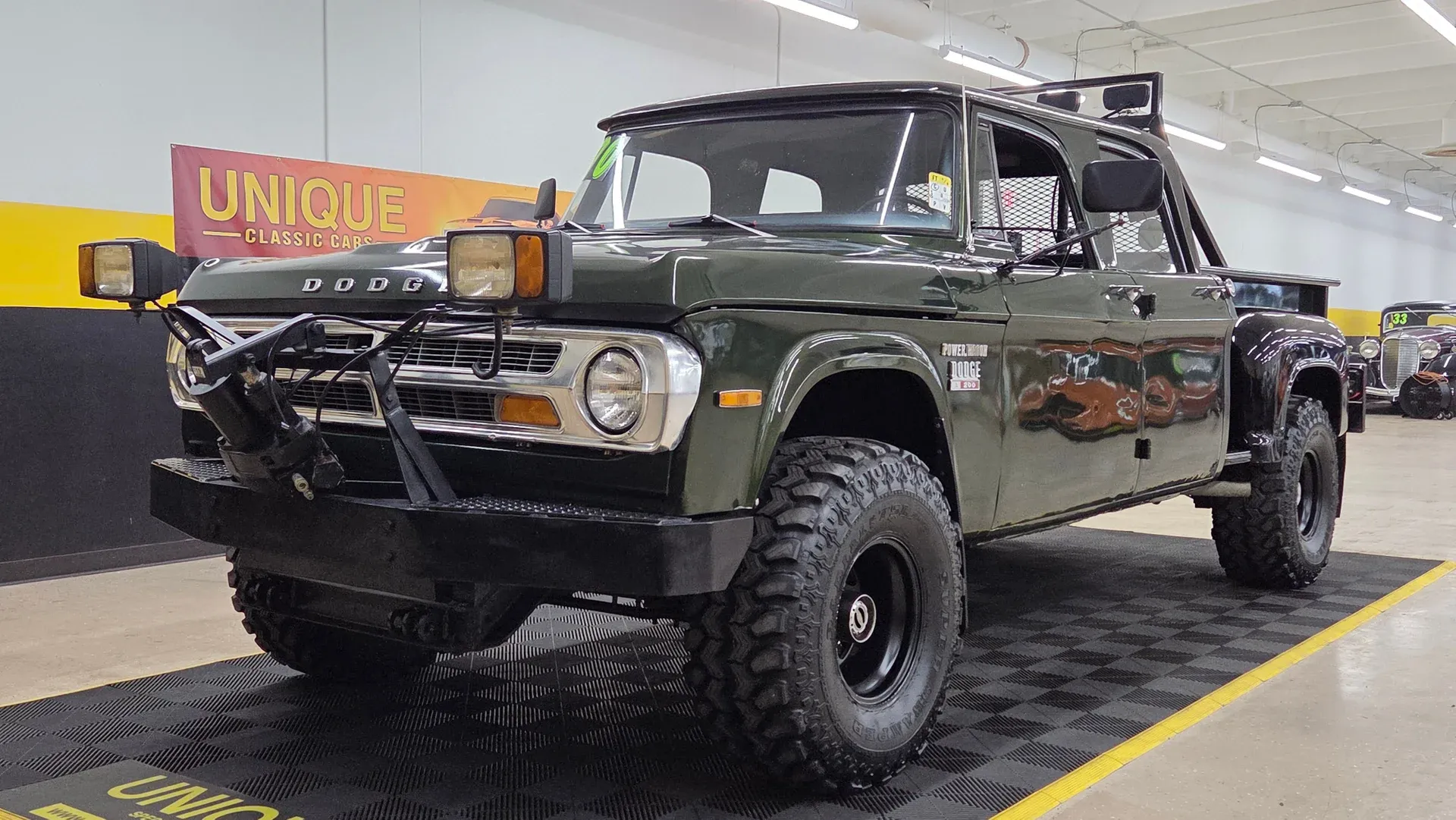 1970-dodge-power-wagon-w200 (122)
