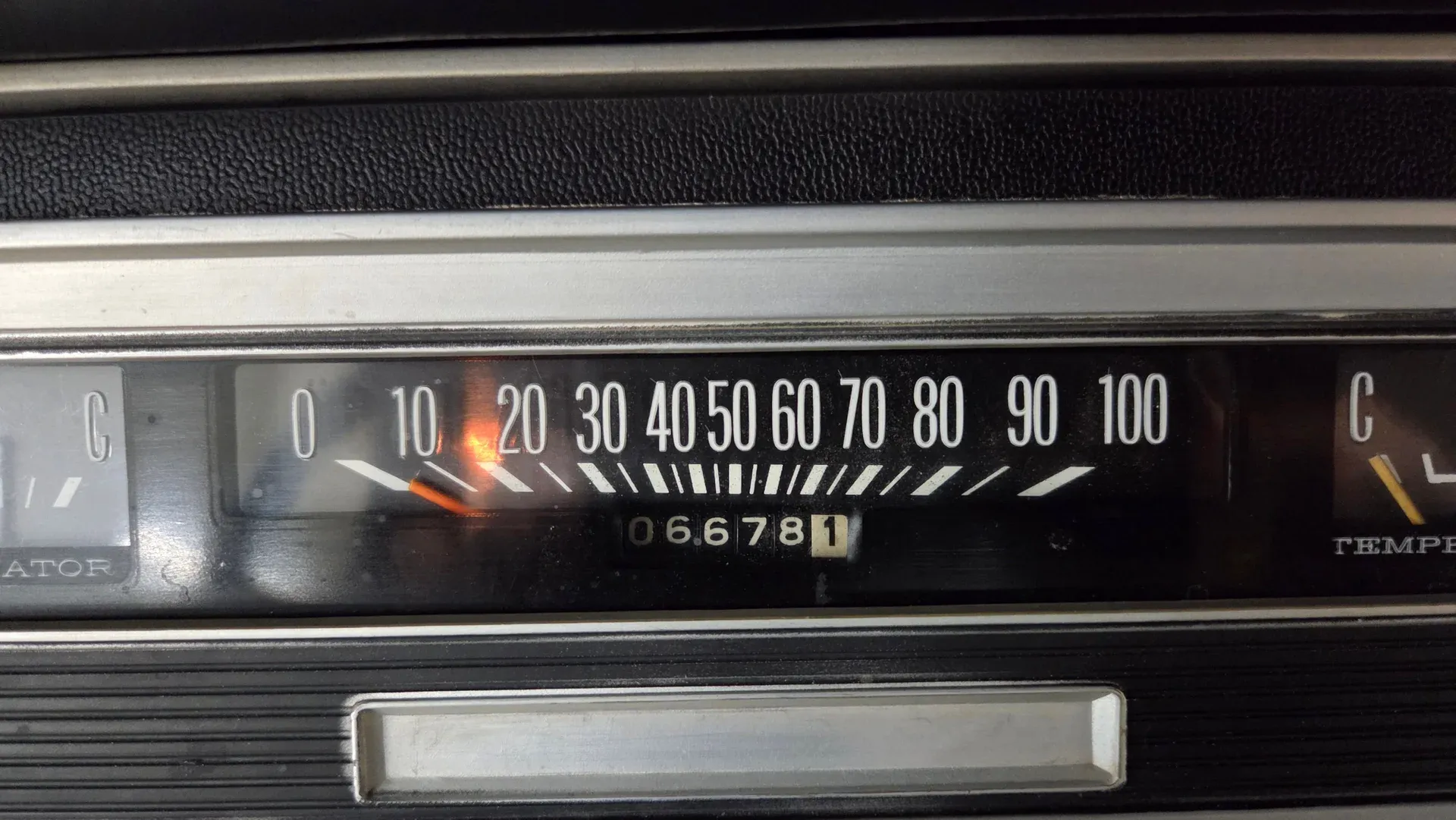 1970-dodge-power-wagon-w200 (94)