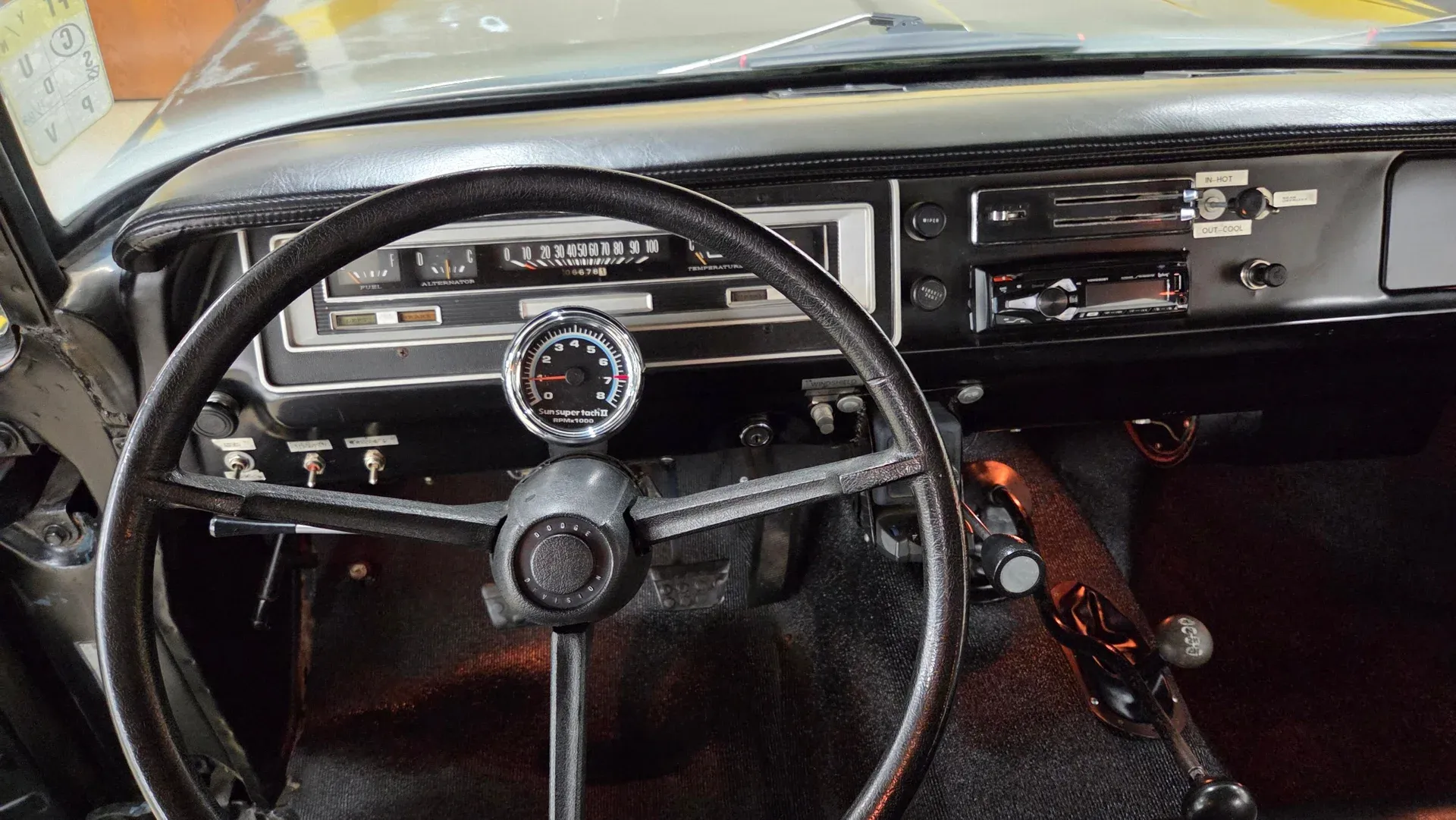 1970-dodge-power-wagon-w200 (99)