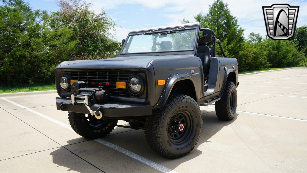 1971-ford-bronco-for-sale-02