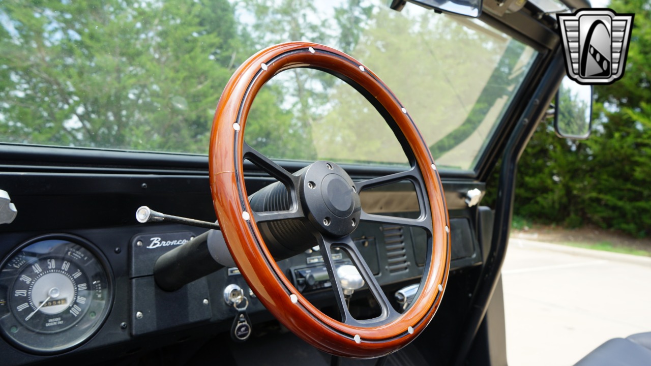 1971-ford-bronco-for-sale-37