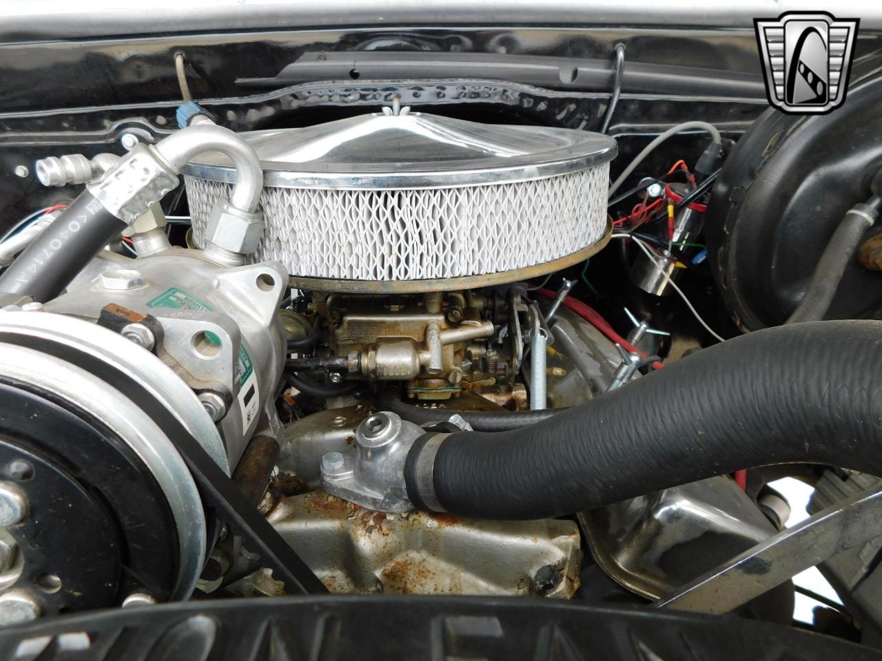 1972-gmc-suburban-restomod (87)