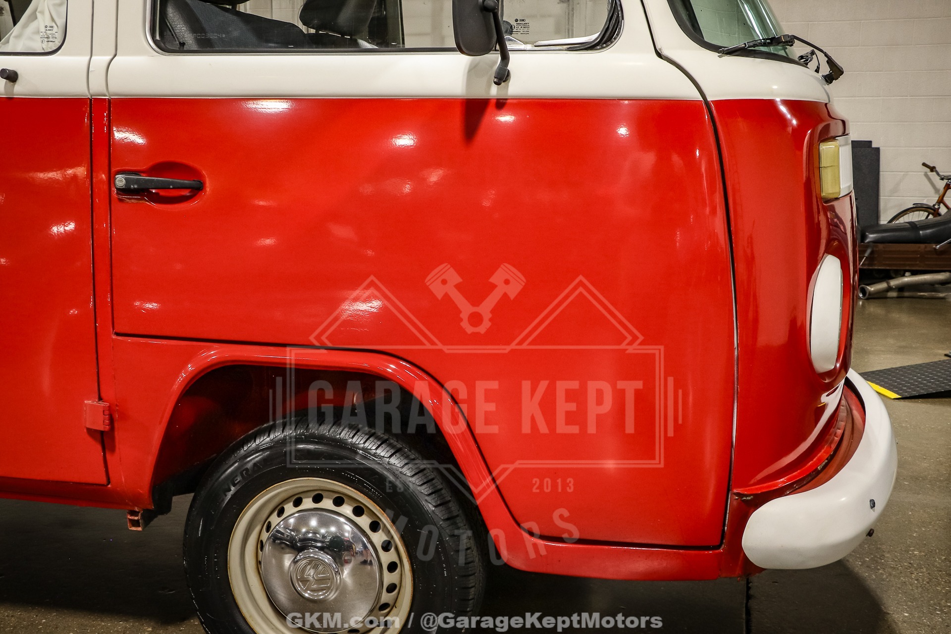 1973-vw-type-2-bus-for-sale (111)