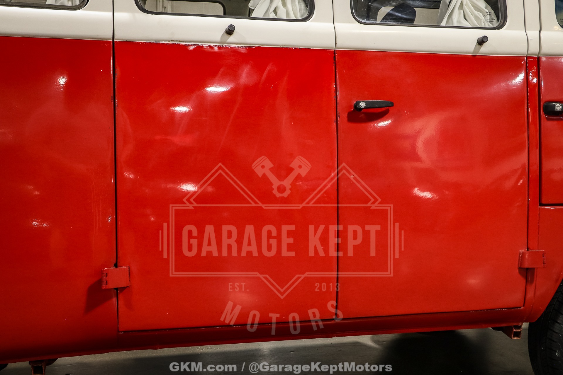 1973-vw-type-2-bus-for-sale (114)