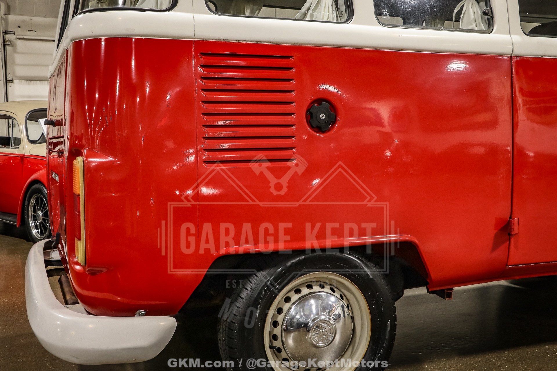 1973-vw-type-2-bus-for-sale (118)