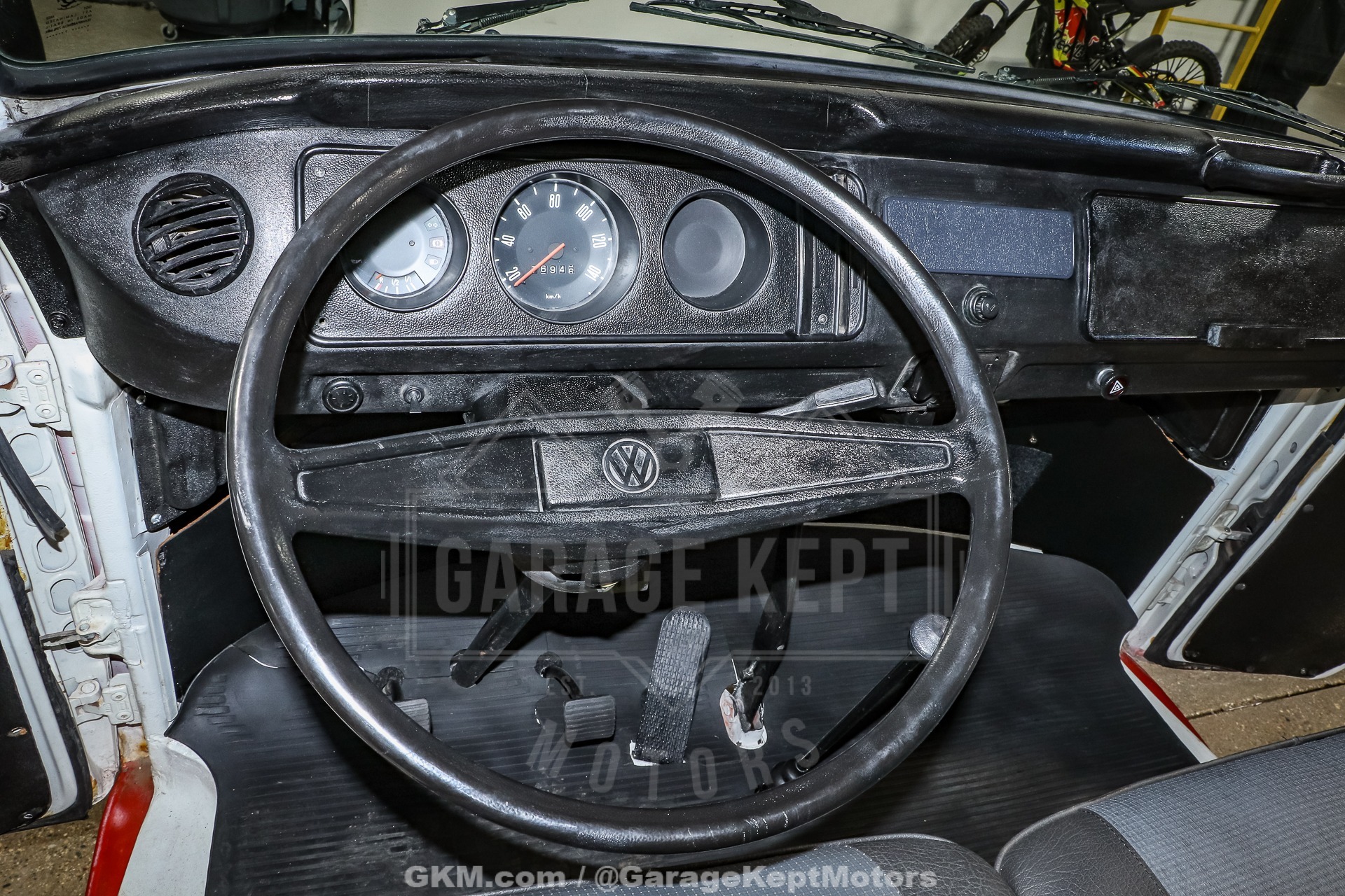 1973-vw-type-2-bus-for-sale (45)