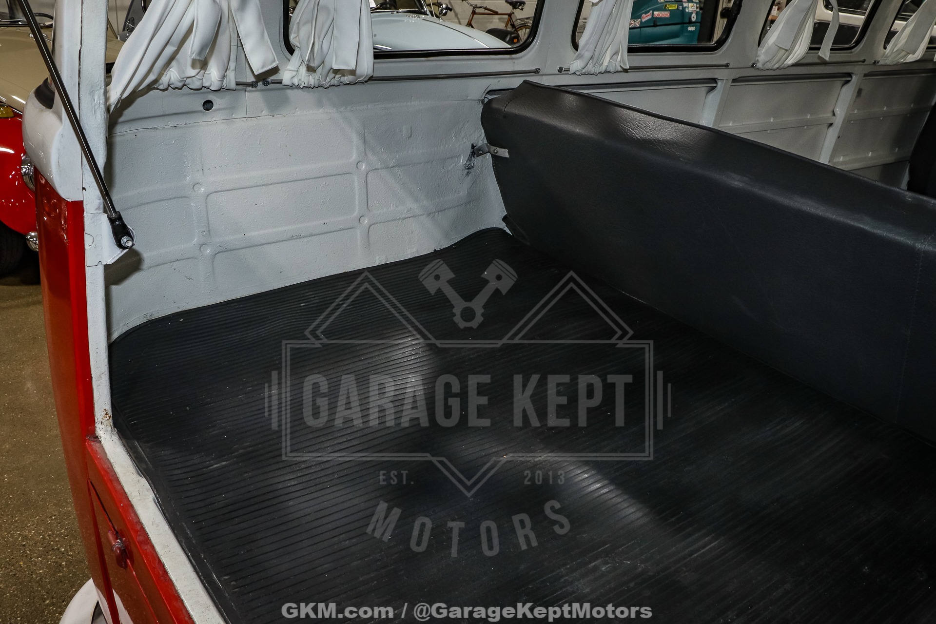1973-vw-type-2-bus-for-sale (73)