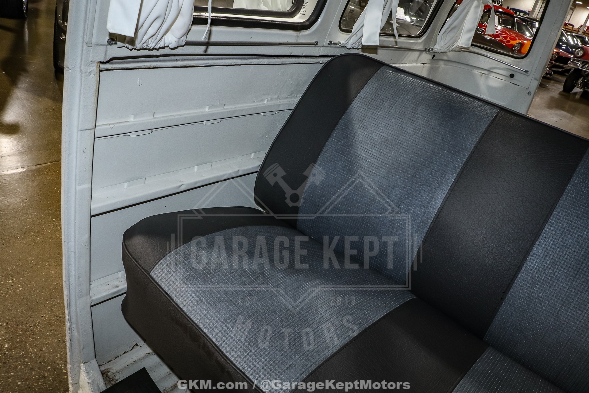 1973-vw-type-2-bus-for-sale (77)