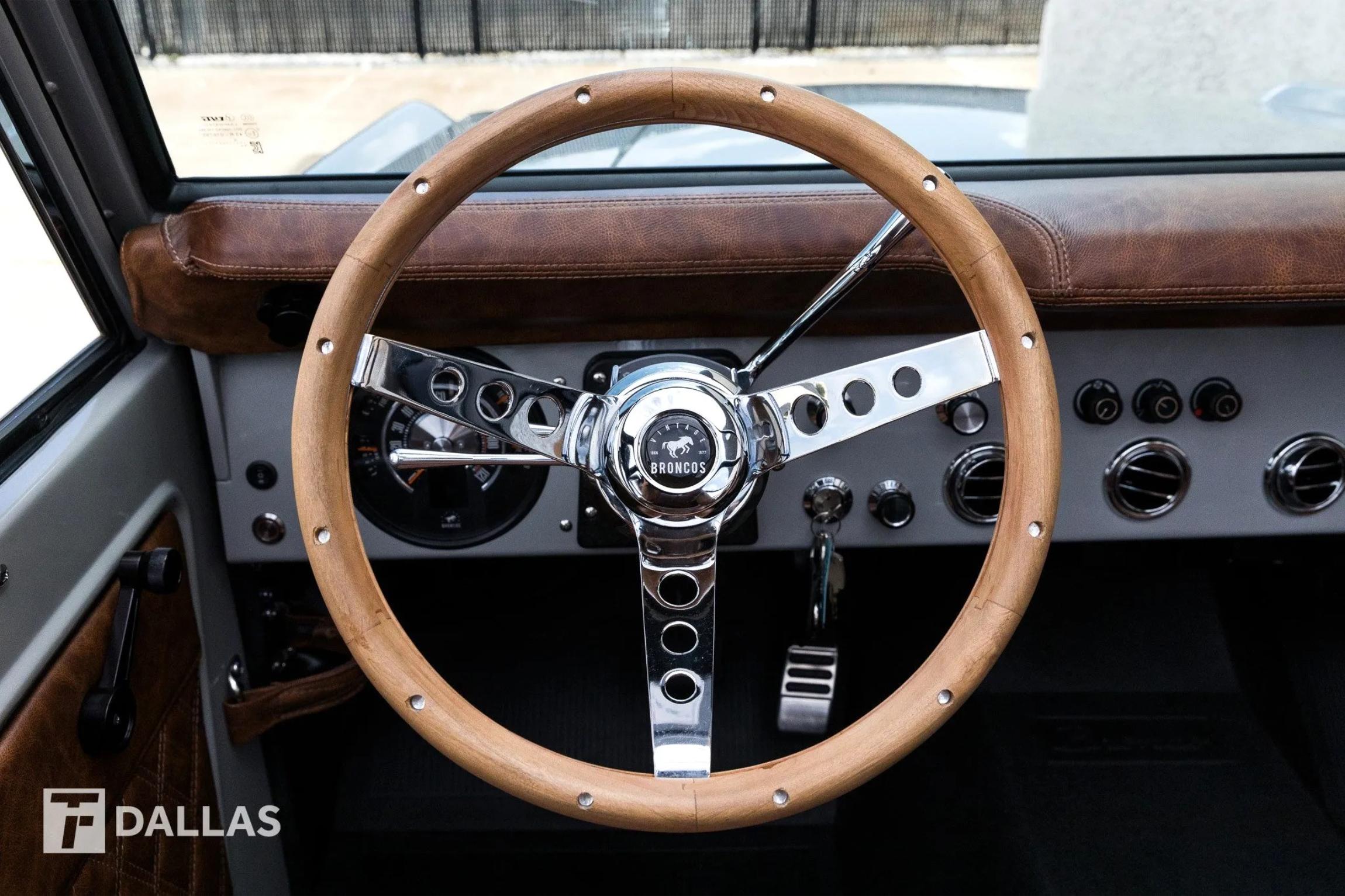 1974-ford-bronco-vintage-modern-for-sale-dallas-tx-29