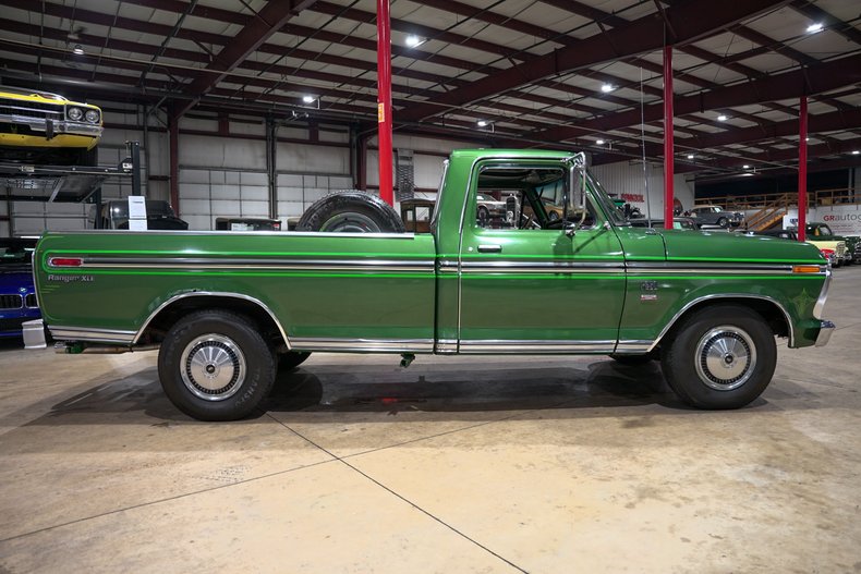 1974-ford-f250-xlt-camper-edition (5)