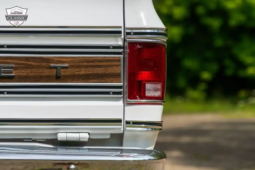 1976-chevrolet-k5-blazer-cheyenne-4x4-for-sale-22