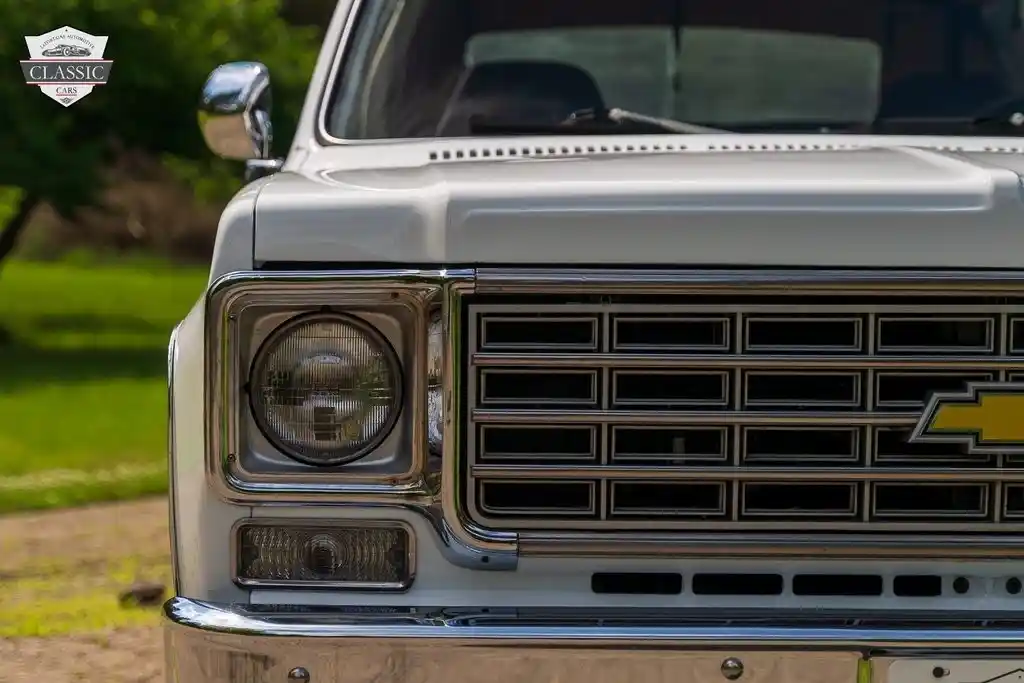 1976-chevrolet-k5-blazer-cheyenne-4x4-for-sale-26