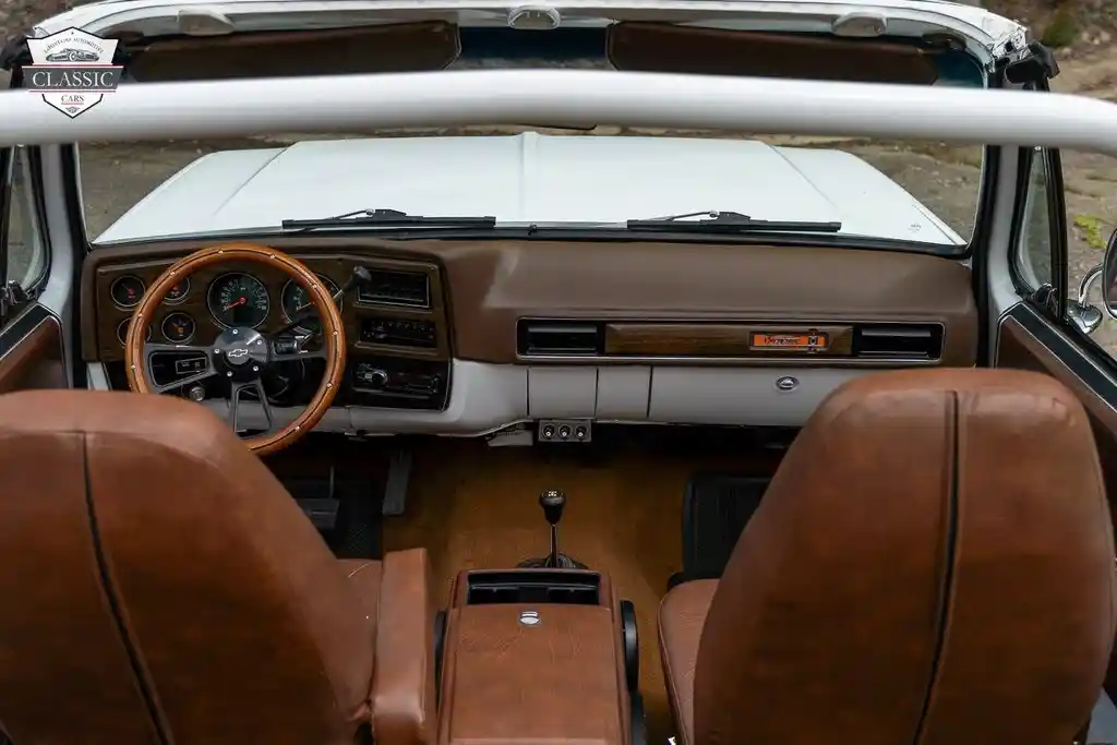 1976-chevrolet-k5-blazer-cheyenne-4x4-for-sale-3