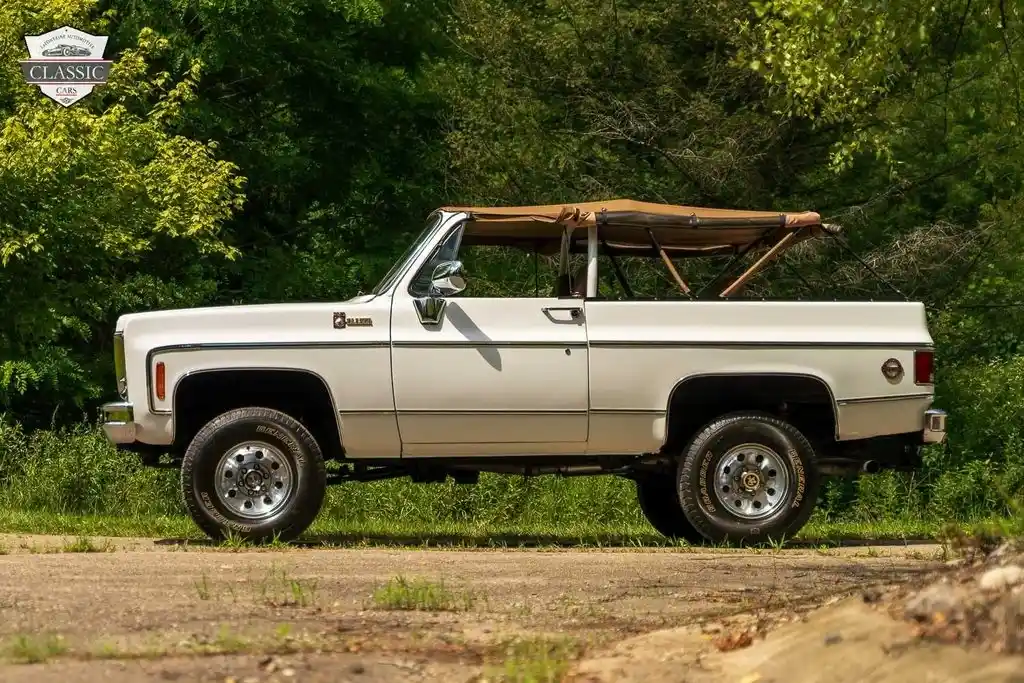 1976-chevrolet-k5-blazer-cheyenne-4x4-for-sale-6