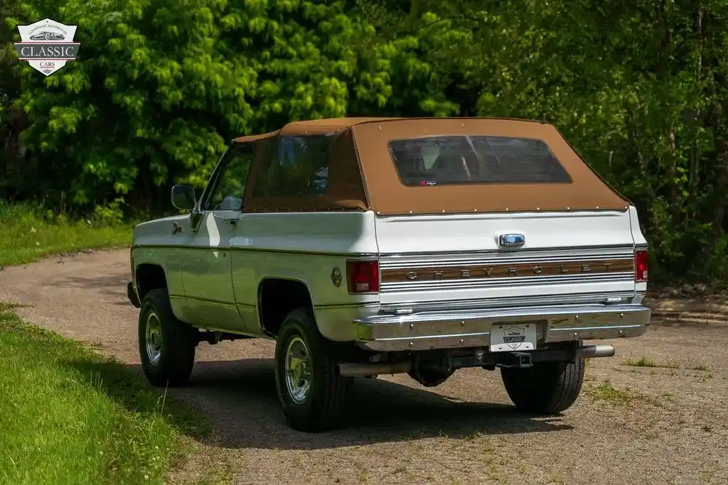 1976-chevrolet-k5-blazer-cheyenne-4x4-for-sale-9