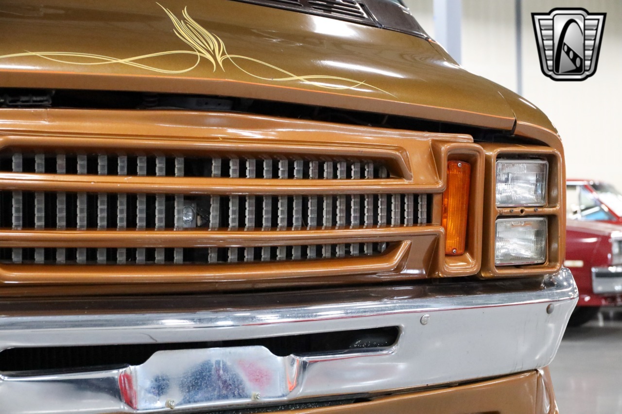 1977-dodge-b300-van (107)