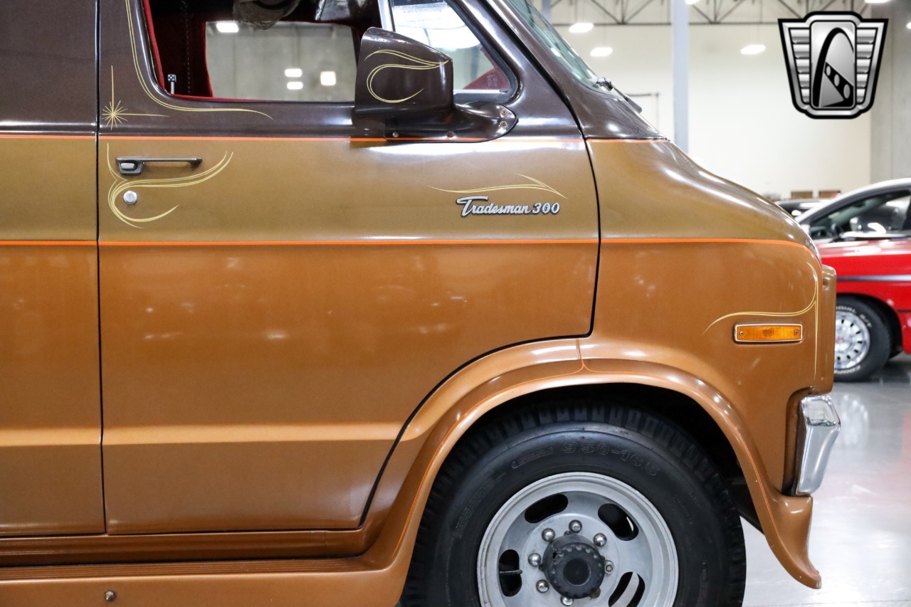 1977-dodge-b300-van (118)