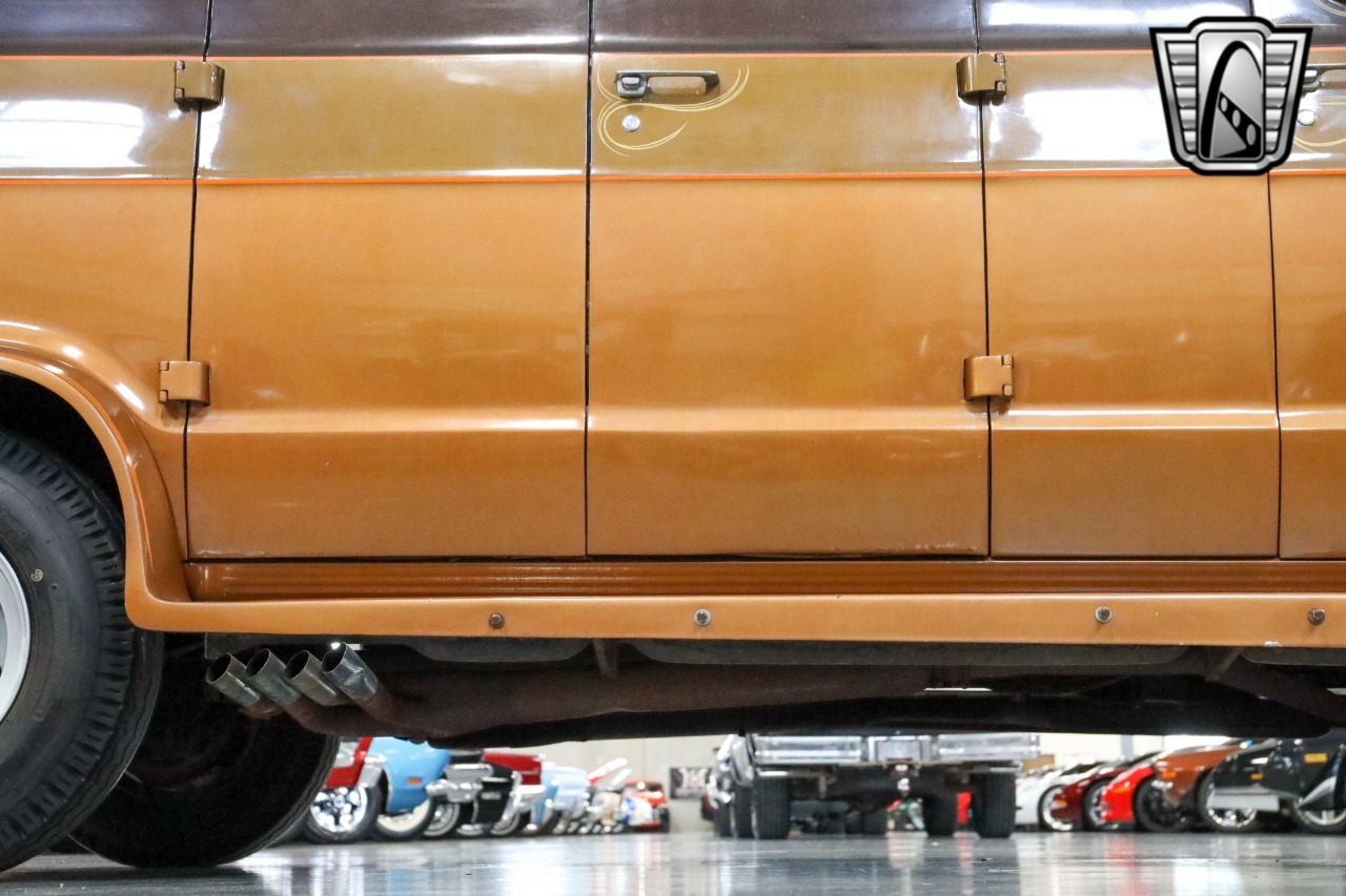 1977-dodge-b300-van (120)