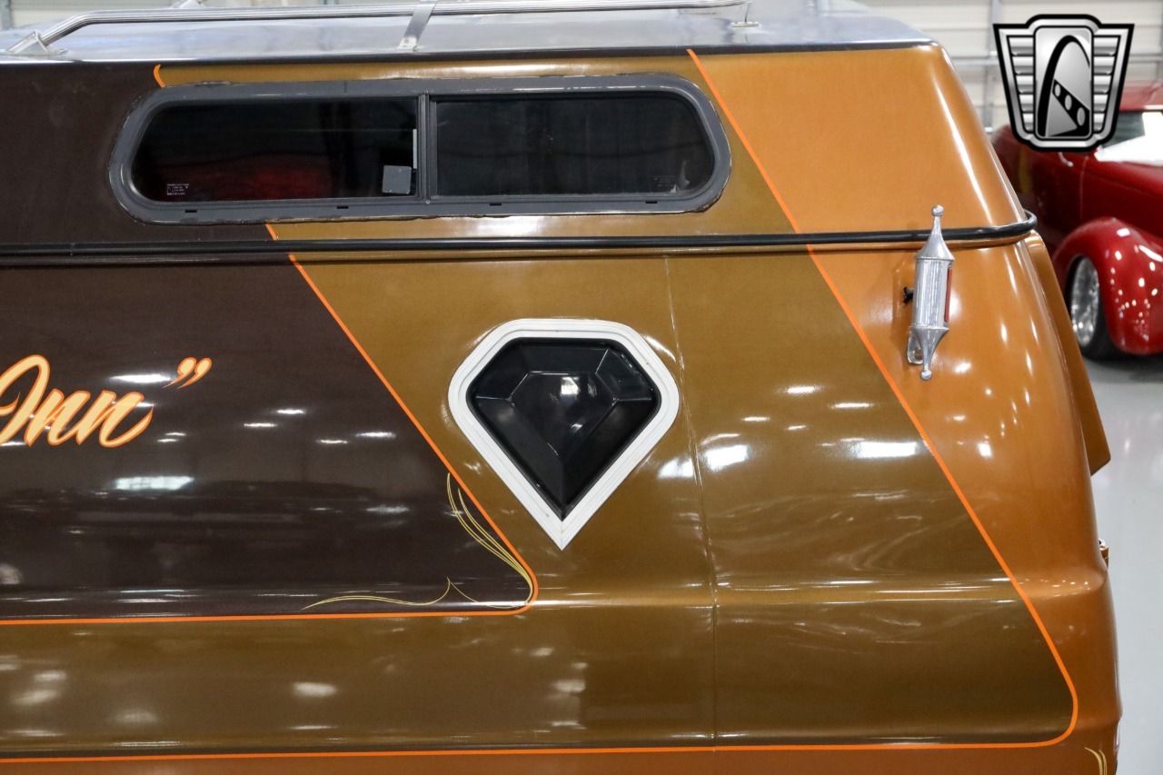 1977-dodge-b300-van (137)