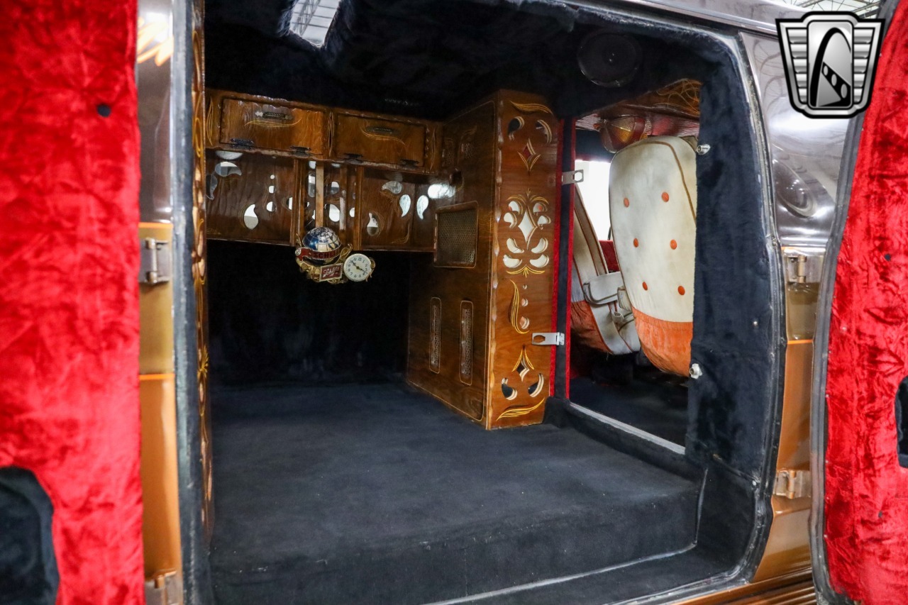 1977-dodge-b300-van (50)
