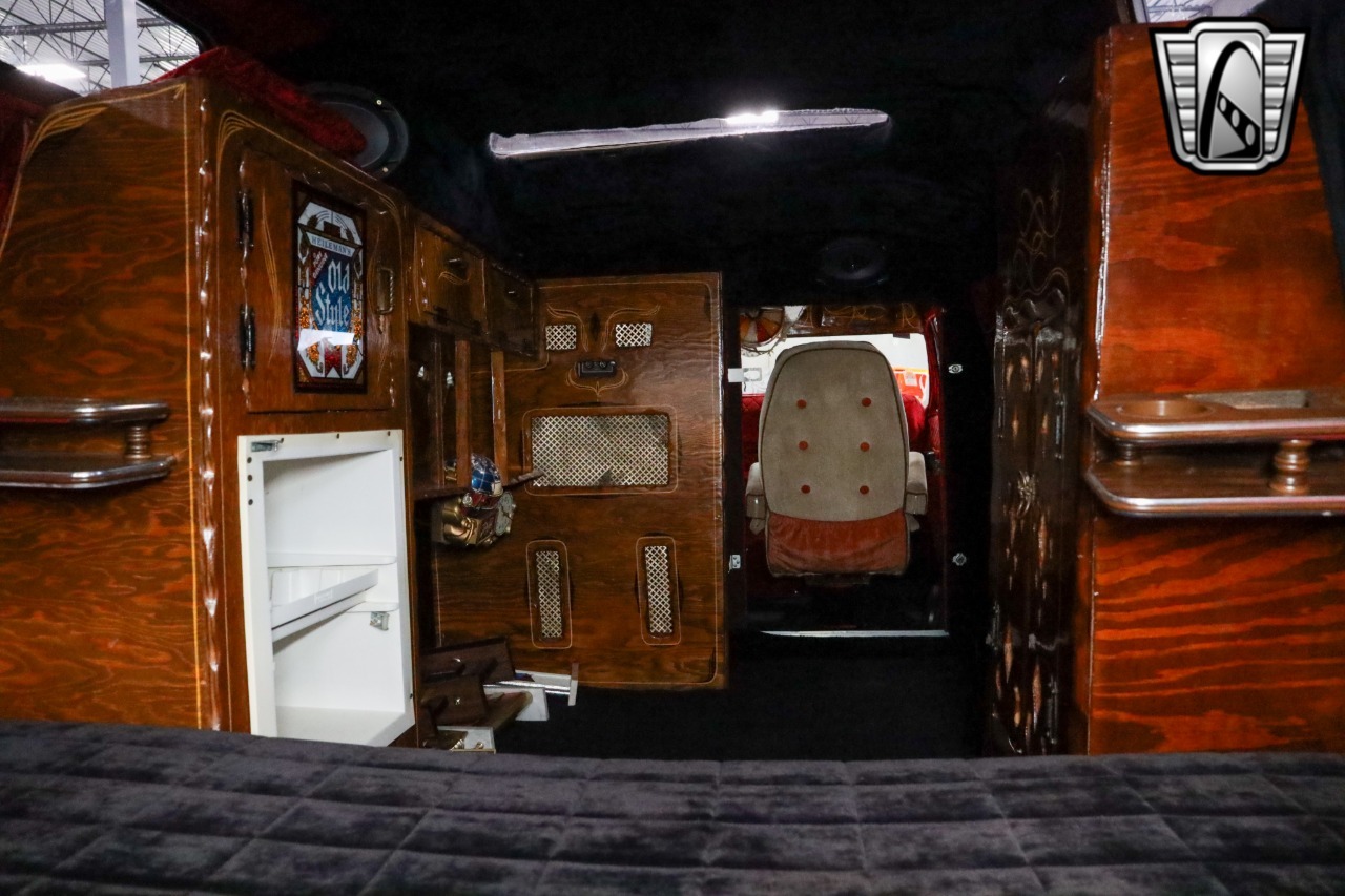1977-dodge-b300-van (75)