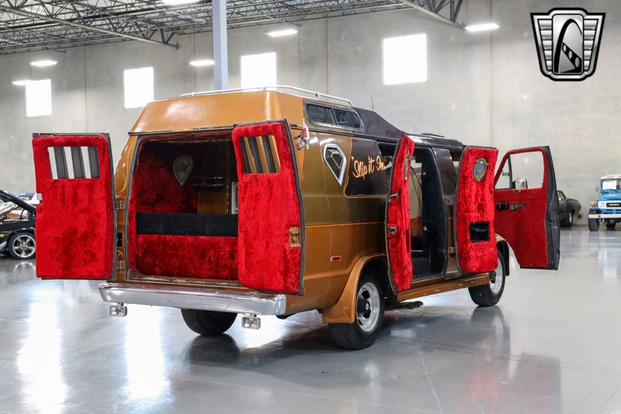 1977-dodge-b300-van (94)