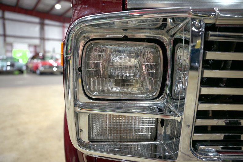 1981-chevrolet-g10-weekender-conversion (12)