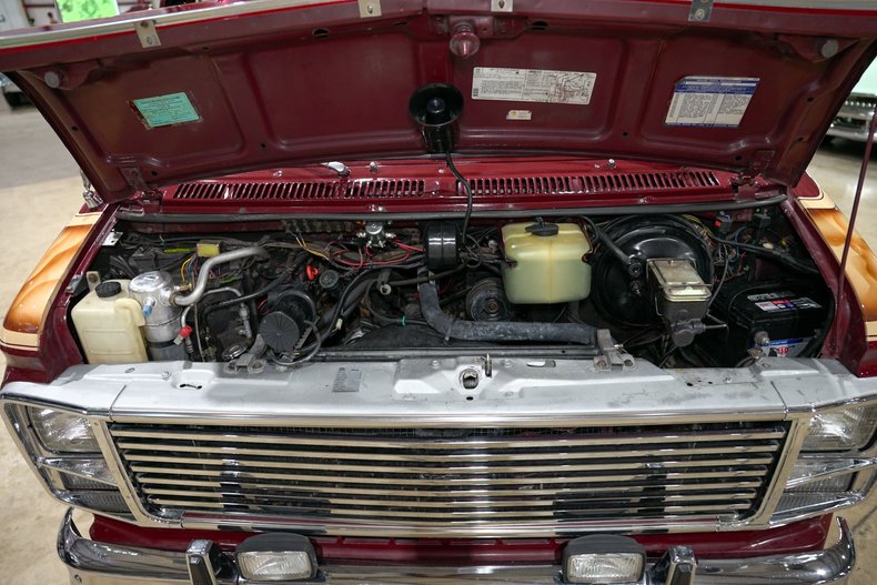 1981-chevrolet-g10-weekender-conversion (28)