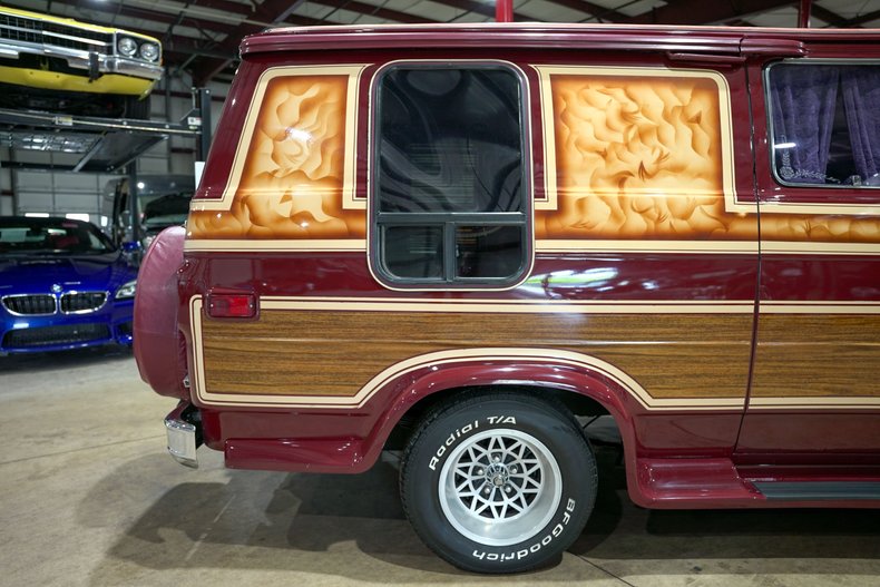 1981-chevrolet-g10-weekender-conversion (9)