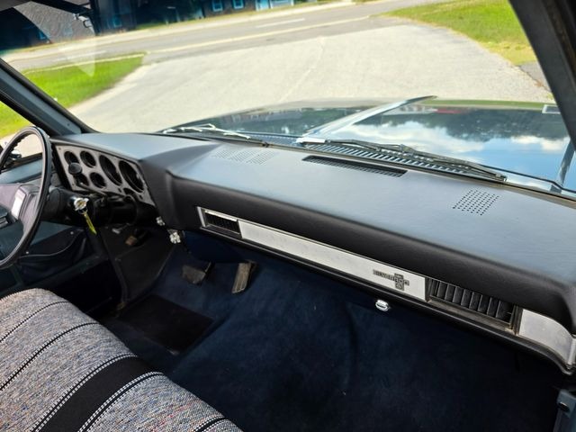 1982-chevy-c10-silverado (14)