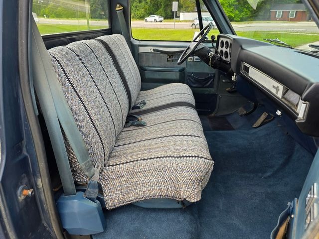 1982-chevy-c10-silverado (17)