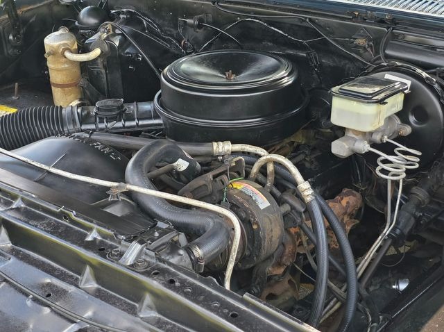 1982-chevy-c10-silverado (49)