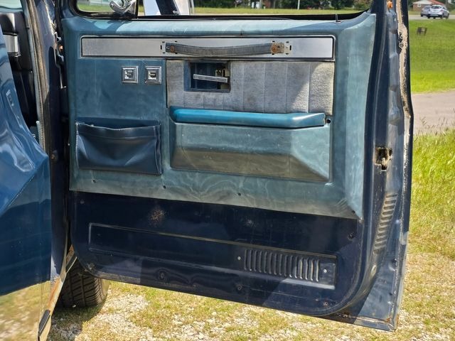 1982-chevy-c10-silverado (9)