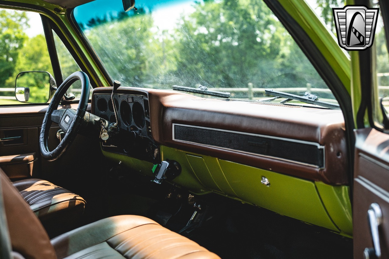 1985-gmc-k5-blazer-military (25)