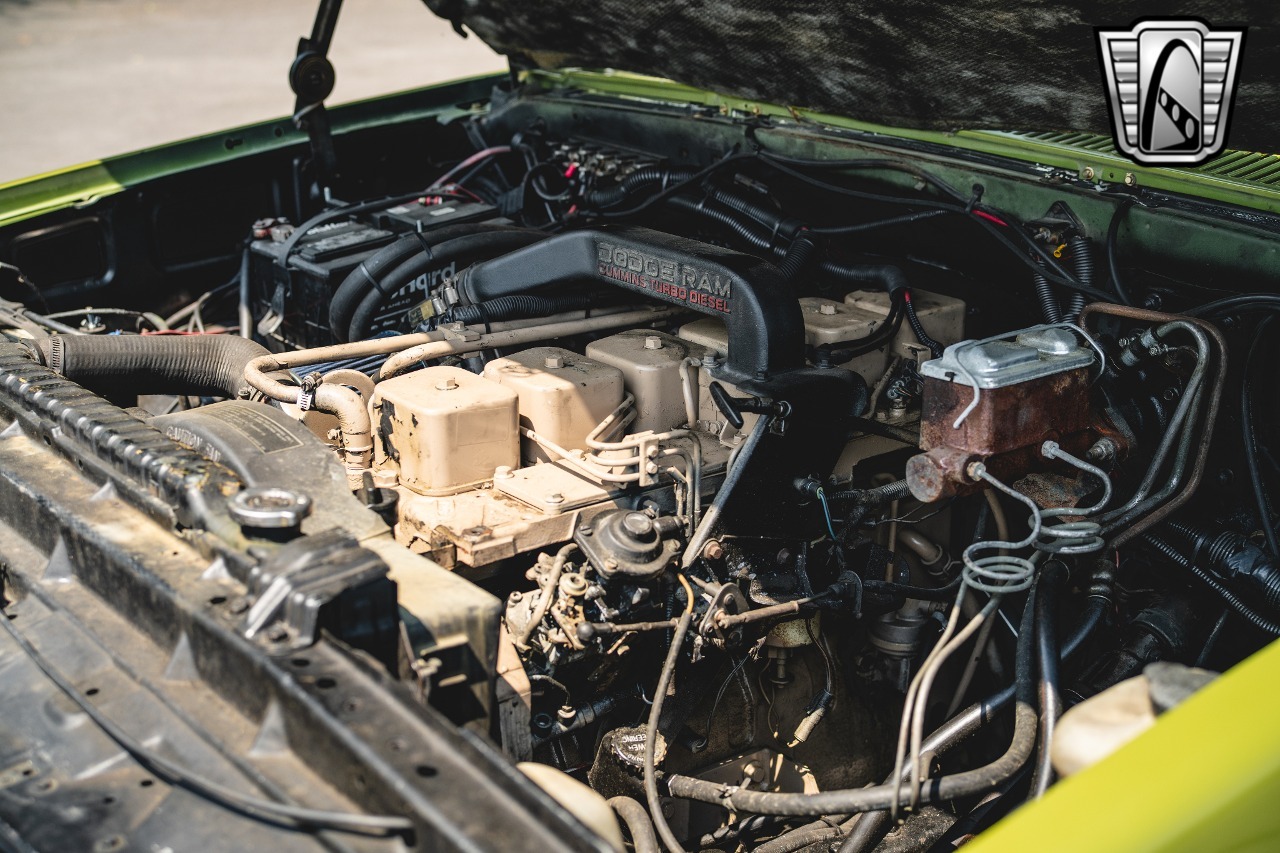 1985-gmc-k5-blazer-military (49)