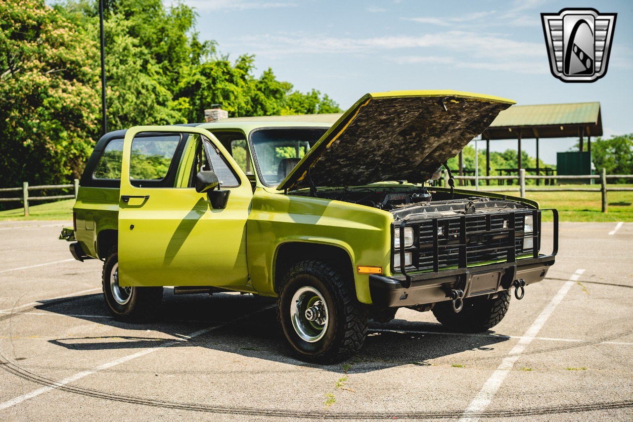 1985-gmc-k5-blazer-military (51)