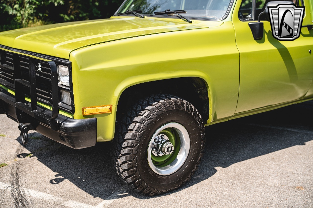 1985-gmc-k5-blazer-military (71)