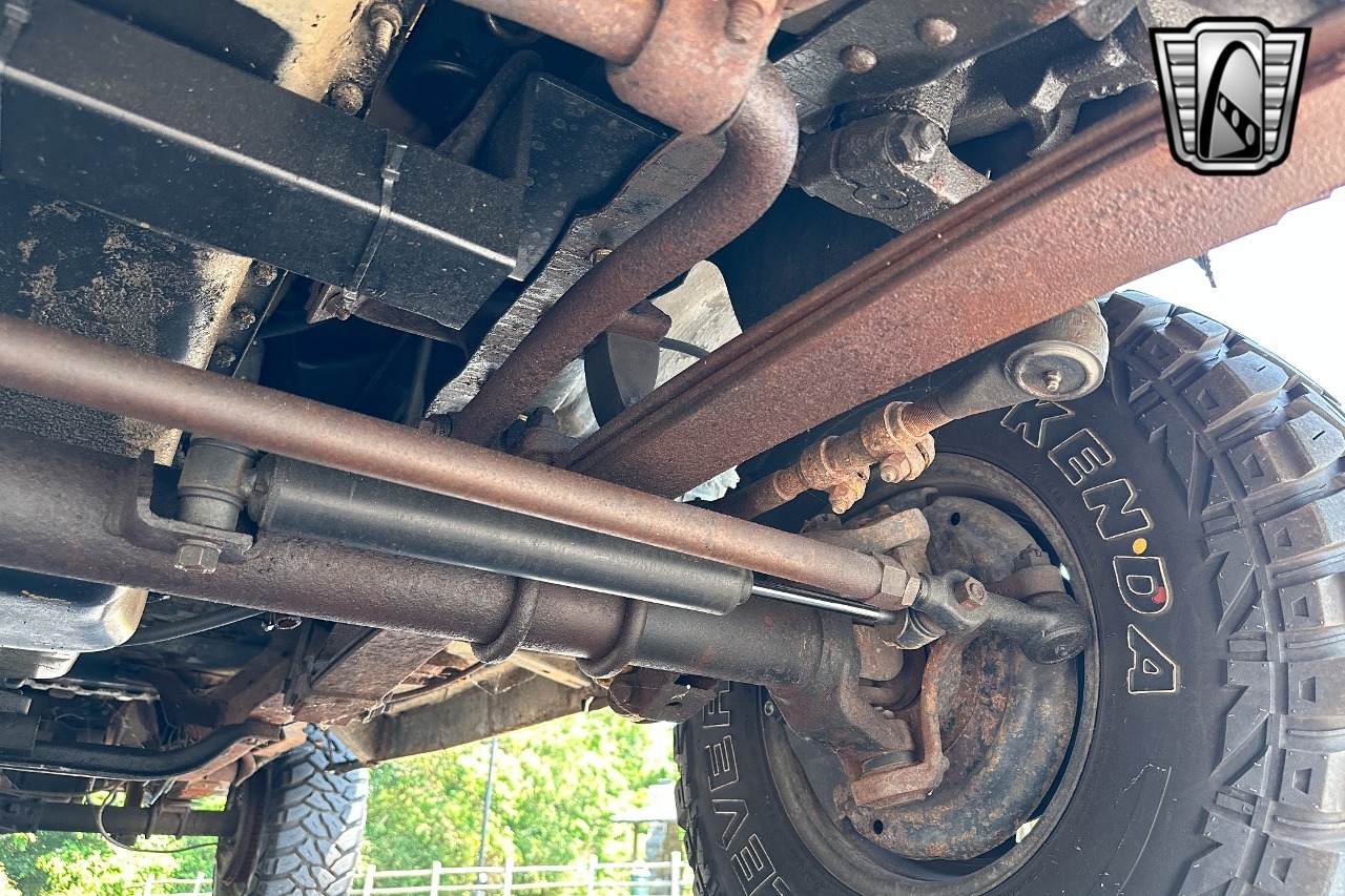 1985-gmc-k5-blazer-military (9)