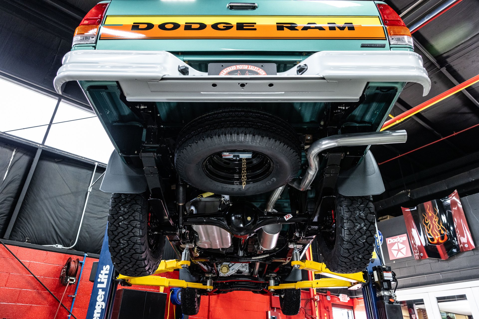 1986-dodge-ram-50-sport-4x4-pickup-03
